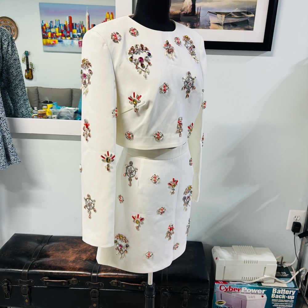 NWT❤️ Amirah White Crystal Embellished Set-Sz M (10-12) - Picture 3 of 8
